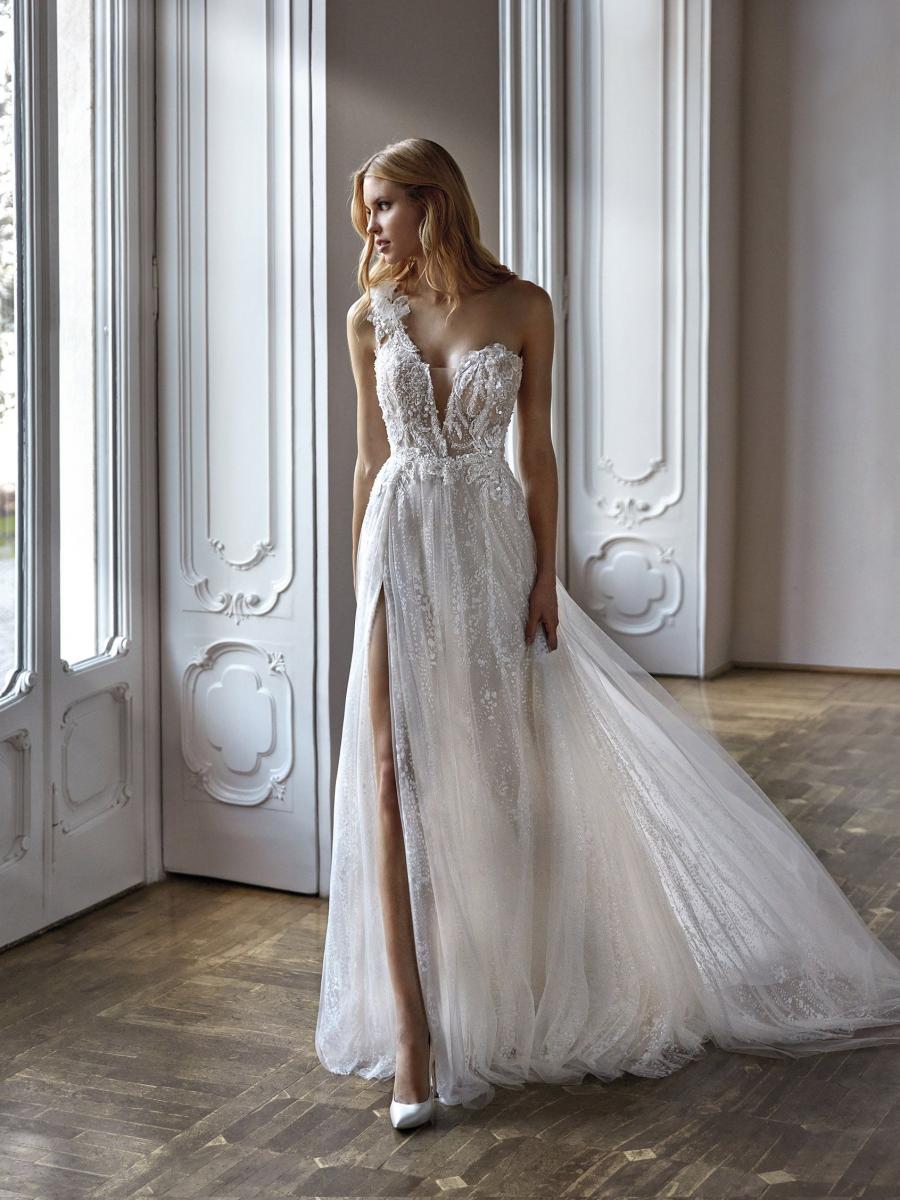 Brides