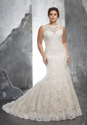 Curvy Brides