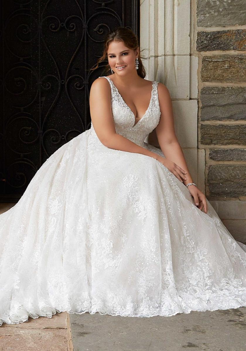 Curvy Brides