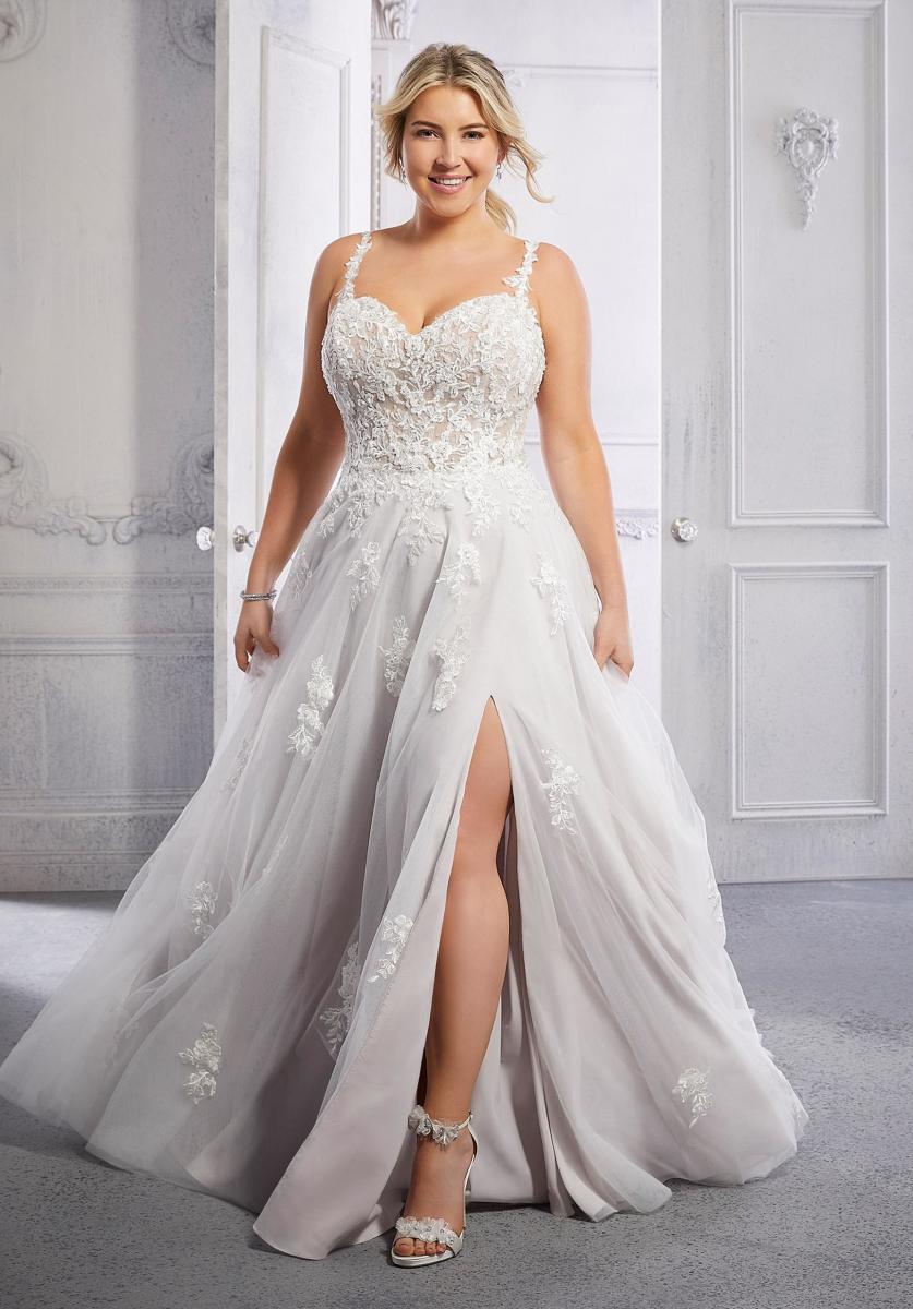 Curvy Brides