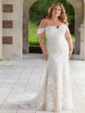 Curvy Brides